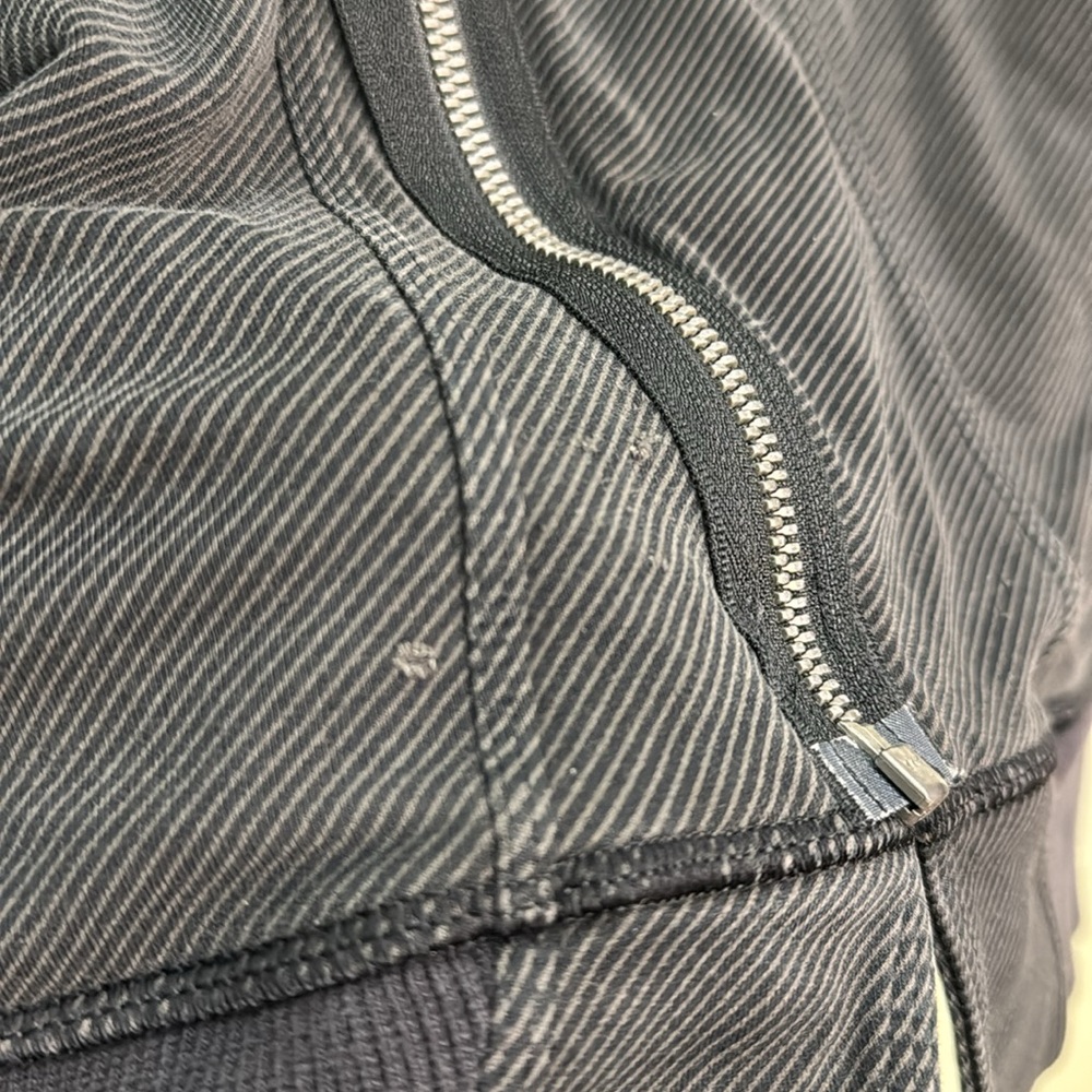 Lululemon Mula bundle wrap assymetrical zip jacket - Picture 7 of 13